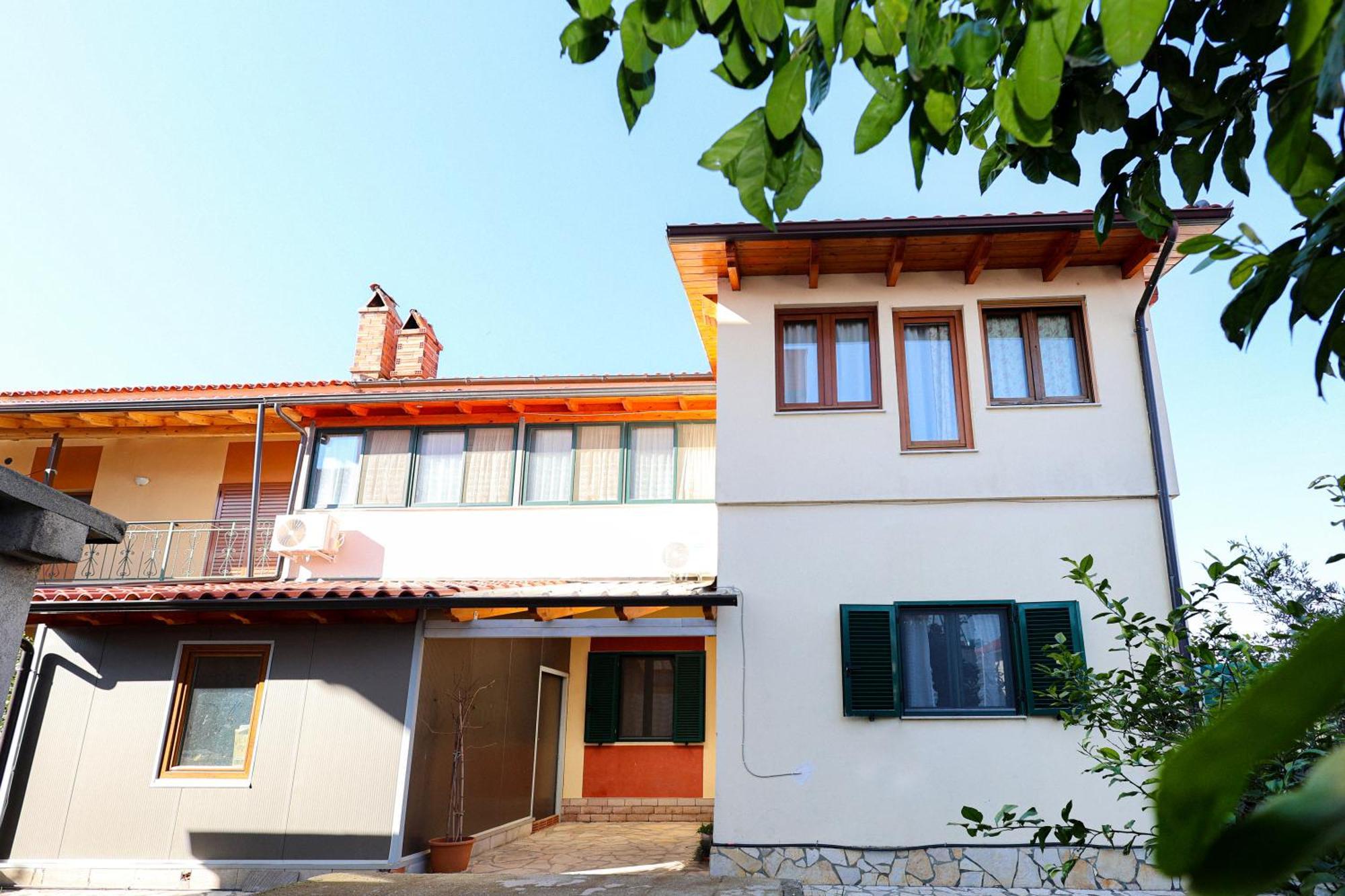 Bed and Breakfast Casa La Pieve Berat Zewnętrze zdjęcie